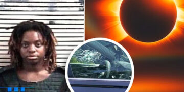 Mujer ataca a balazos a conductores de Florida; dice que Dios se lo ordenó por el eclipse solar