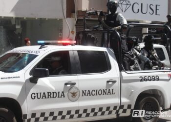 “No son uniformados, son la delincuencia”: alcalde de Mazatlán ante los asaltos y extorsiones en camiones turísticos