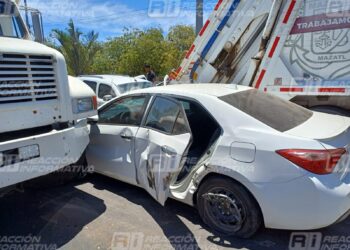 Se registra múltiple choque en Urías, al sur de Mazatlán