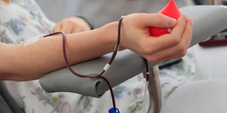 Experto advierte que leucemia mieloide aguda aparece en población más joven en México