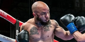 Boxeador transgénero es noqueado tras 21 segundos en combate contra un hombre