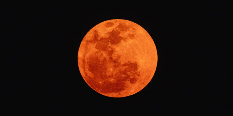 Así se vio la ‘Luna Rosa’ en México | Fotos