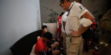 Caen de elevador deportistas de CONADE desde un quinto piso