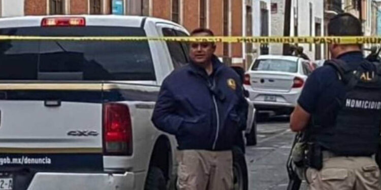 Padre e hija son atacados; a él lo matan y a ella le arrojan ácido