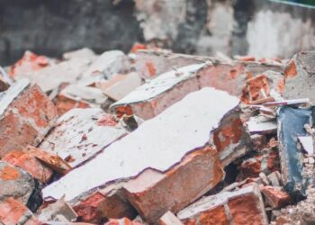 Derrumbe de techo en vivienda de la colonia Juárez en Mazatlán