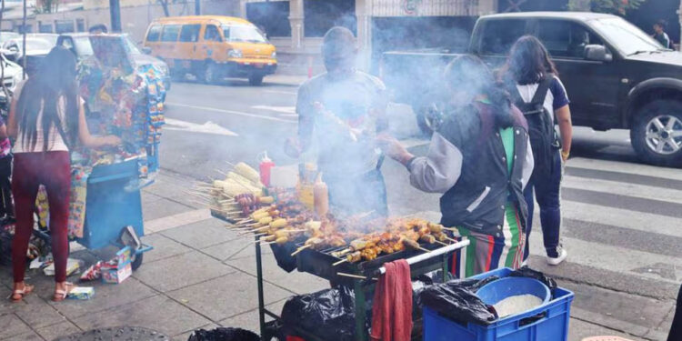 ¿Comes en la calle en época de calor?, cuidado, estas son las enfermedades más letales