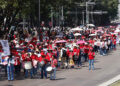 CNTE inicia paro general y califica de “burla” el aumento salarial