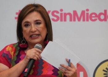 “Más de 30 candidatos asesinados y a la presidenta del INE le preocupa si nos vestimos o no de rosa”, responde Xóchitl Gálvez a Taddei