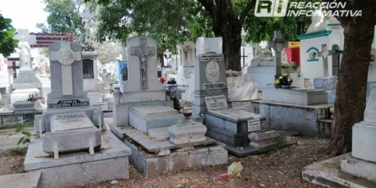 Listo operativo del Día de las Madres en panteones de Culiacán