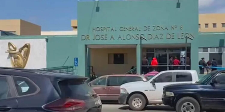 Madre Apuñala a sus Bebés Recién Nacidas en Hospital del IMSS de Ensenada; Una Murió