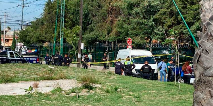 Balacera afuera de escuela Camino Real de Cholula: dos menores y un adulto recibieron disparos