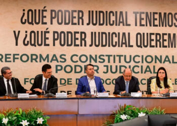 Ministros proponen escalonar su relevo para evitar colapso