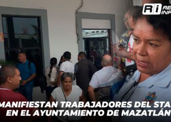 Se manifiestan trabajadores de STASAM en el Ayuntamiento de Mazatlán