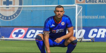 Cruz Azul oficializa fichaje de Giorgos Giakoumakis