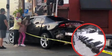 Madre trata de “despertar” a su hijo muerto tras choque en Tijuana; captan desgarrador momento | VIDEO