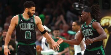 Los Celtics volvieron a derrotar a los Mavericks y dejaron en claro que nadie es mejor que todos juntos