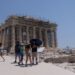 Grecia cierra escuelas y la Acrópolis de Atenas por una ola de calor con hasta 43 grados