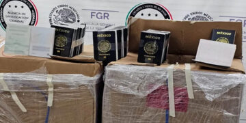 Recuperan libretas para pasaportes robadas a SRE; hay dos detenidos