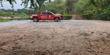 Seguridad Pública asignados al Salvamento Acuático localiza a persona desaparecida en el río en El Recodo