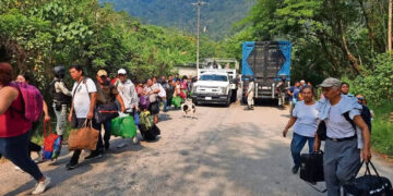Regresan a sus viviendas cerca de mil 600 desplazados en Tila, Chiapas