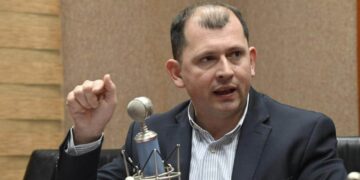 Las descalificaciones del Gobernador no abonan a la reconciliación que instruyó el Presidente: Robespierre Lizárraga