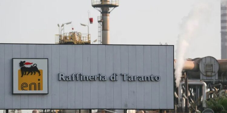 Descubren petróleo y gas frente a costas de México
