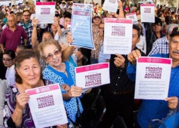 Adultos mayores y personas con discapacidad sin fecha para incorporarse como beneficiarios en Sinaloa