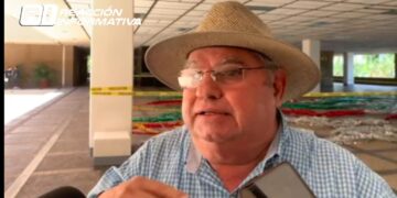 Transportistas en espera de ser atendidos por el Gobernador