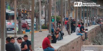 Cero alcoholes en el malecón y horario restringido en playas de Mazatlán