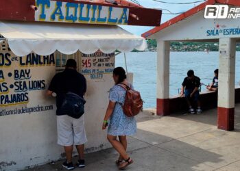Baja afluencia turística en el Embarcadero a la Isla de la Piedra