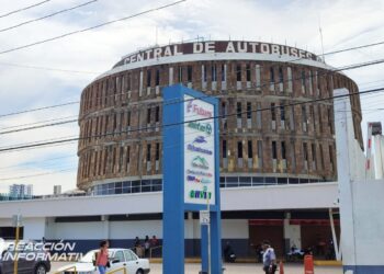 Una persona fallece en la central camionera de Mazatlán