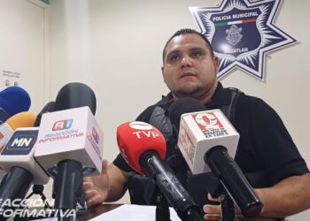 Atacan con navaja a Policía Municipal; resulta con lesiones