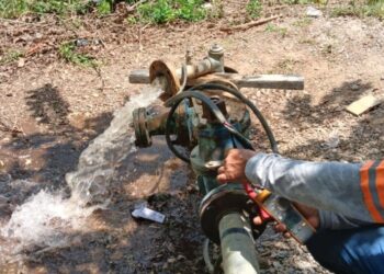 Zona Rural vive escasez de agua por la falta de lluvia; alcalde dice que JUMAPAM lleva el vital líquido, pero no es suficiente