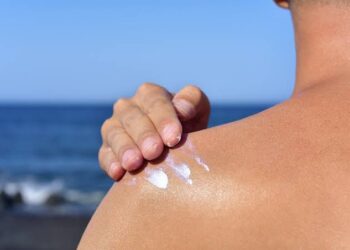 Cáncer de piel es cada vez más común en personas de 40 años: SSA