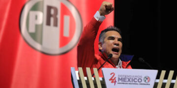 AMLO evade opinar sobre la reforma del PRI para extender mandato de ‘Alito’ Moreno