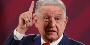 AMLO minimiza decisión de Elon Musk sobre parar construcción de planta de Tesla en NL; “sólo especulan”, afirma