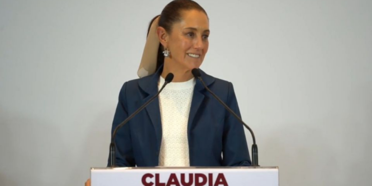 Claudia Sheinbaum plantea escribir un libro sobre la transición de gobierno con AMLO