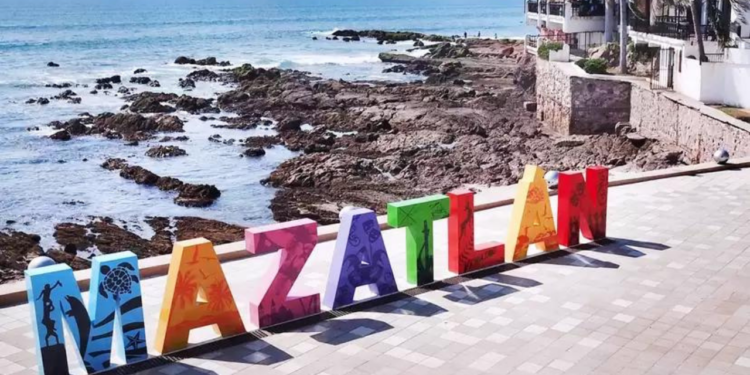 Inicia la semana con cielo nublado y calor en Mazatlán