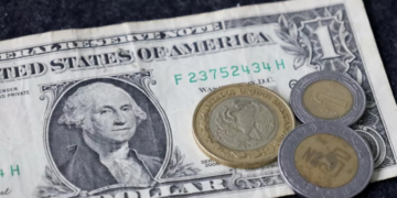 ¡Peso retoma racha negativa! Este es el precio del dólar hoy 26 de agosto de 2024