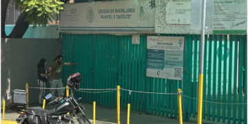 Muere estudiante de 15 años en primer día de clases dentro del Colegio de Bachilleres Satélite