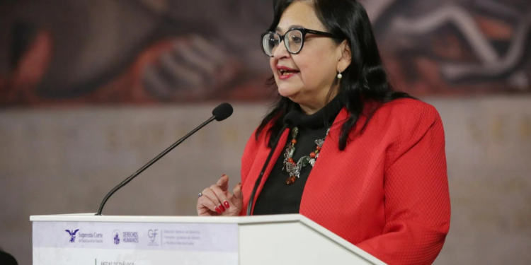 “Se debería pedir juicio político”: AMLO se lanza contra ministra Norma Piña por admitir dos expedientes de pago de impuestos