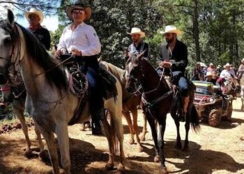 Anuncian la 19 edición de la Cabalgata de Surutato 2024