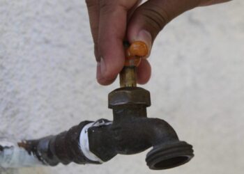 Tras escasez de agua en Villa Unión, alcalde dice que JUMAPAN ya trabaja en dotar el vital líquido