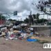 Cerros de basura “decoran” el parque de Doña Chonita en Mazatlán