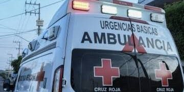 Empleado de telefonía se electrocuta con cables de alta tensión en Culiacán