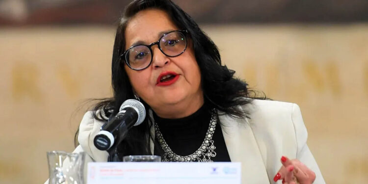“Si ella no está en huelga, puede resolver”: AMLO le exige a ministra Norma Piña solucionar un asunto de pago de impuestos