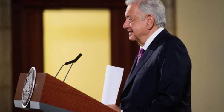 “Quien lo haga será palero de los corruptos”, dice AMLO sobre paro nacional de trabajadores del Poder Judicial