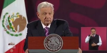 AMLO elogia la integridad de Sara Bruna Quiñónez tras su renuncia como Fiscal de Sinaloa