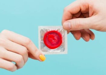 “Hay que cambiar la conciencia y los hábitos de la gente, dirigiéndolos a que se interesen más por su salud”: Israel Tavera