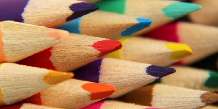 ¿Cuál es la mejor marca de colores para el Regreso a Clases? Esto dice la Profeco